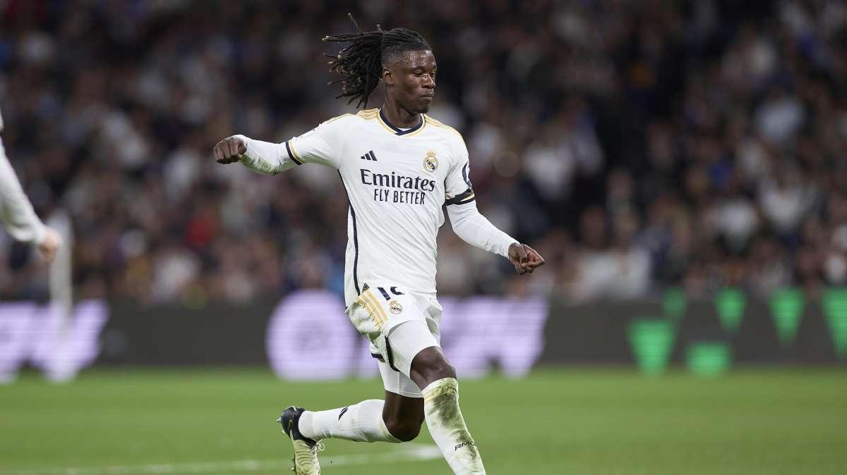 CAMBIOS EN EL REAL MADRID | Nacho y Camavinga entran al terreno de juego