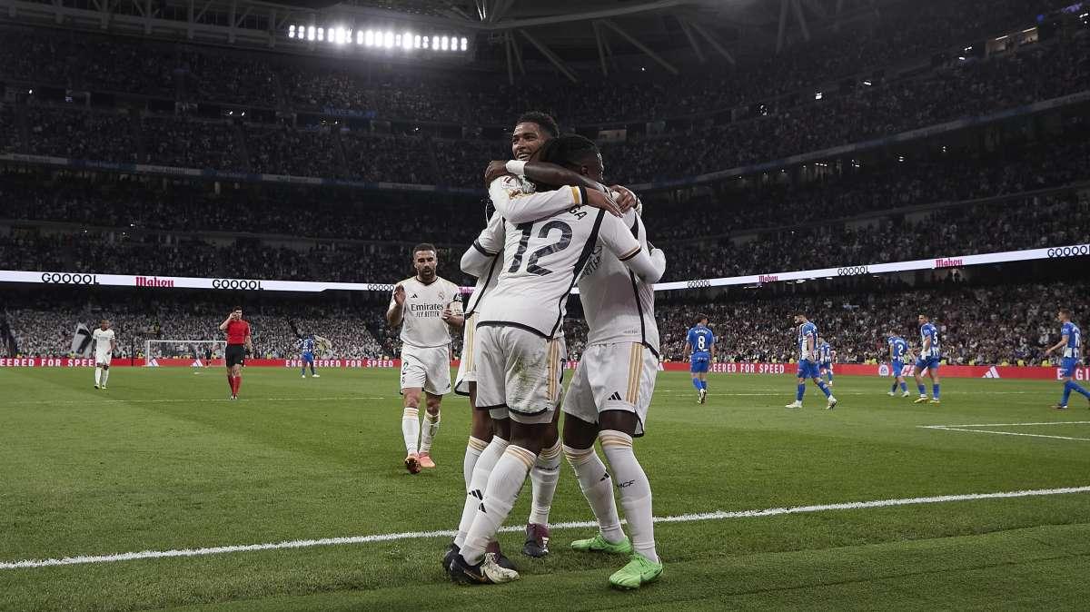 Un bombazo, sobre la mesa: "Podría jugar en el centro del campo del Real Madrid"