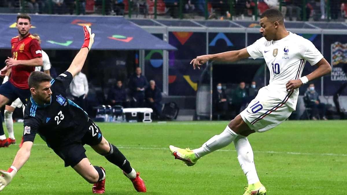 ¿Hay fuera de juego de Mbappé en el segundo gol de Francia? La respuesta definitiva