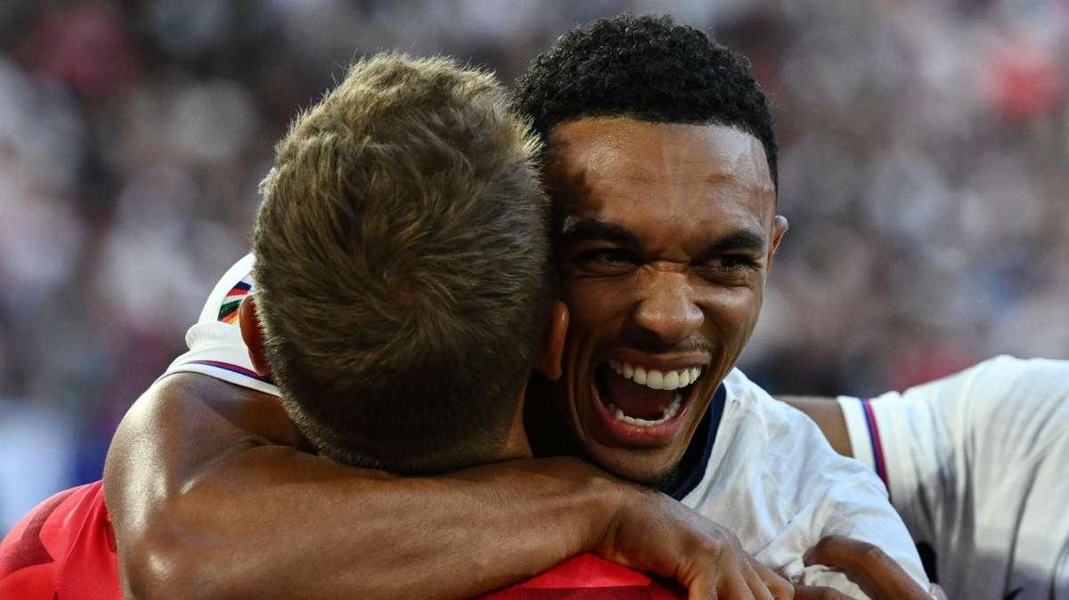 A vueltas con Alexander-Arnold y el Real Madrid: "No va a ir allí para..."