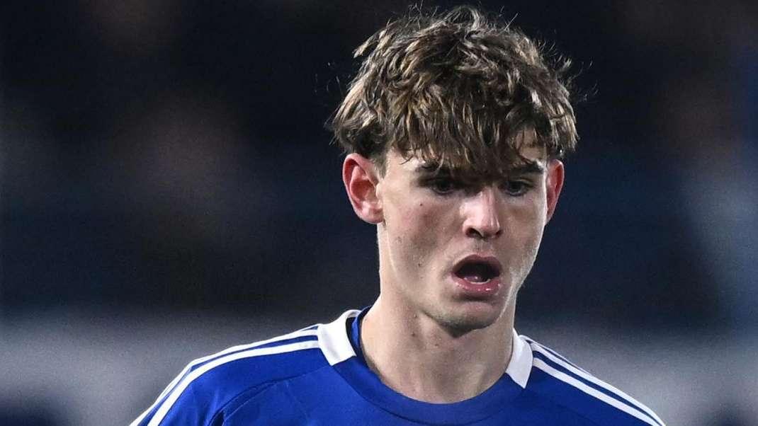 Mercado de fichajes | El Inter quiere a Nico Paz, el Liverpool busca al sustituto de Van Dijk...