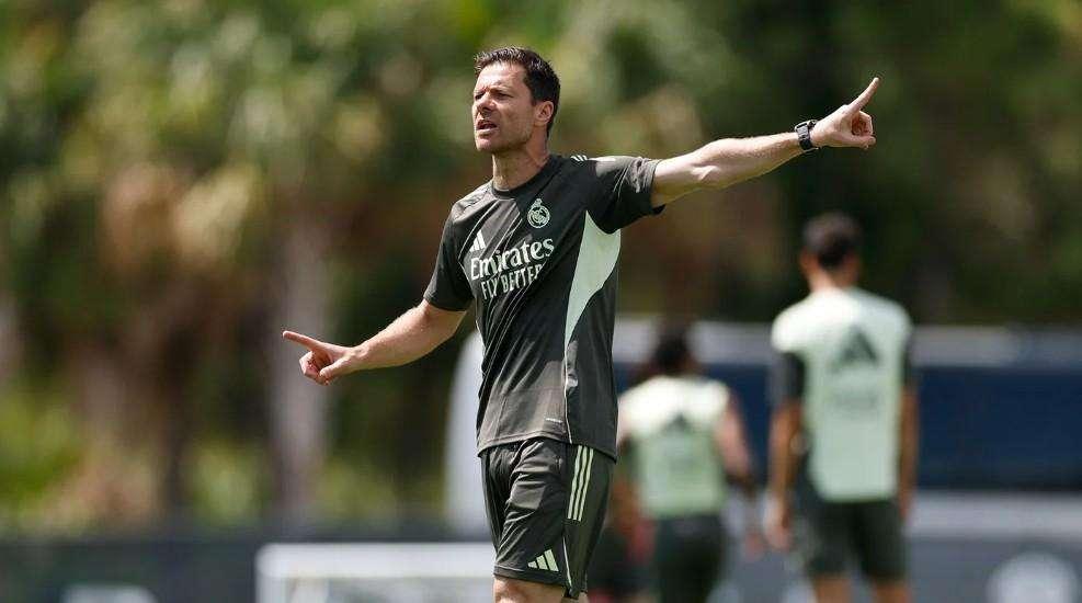Los dos mediocentros de la cantera que puede reclutar Xabi Alonso 