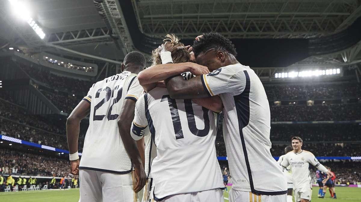 Puja abierta por un futbolista del Real Madrid: "Tiene ofertas de fuera"