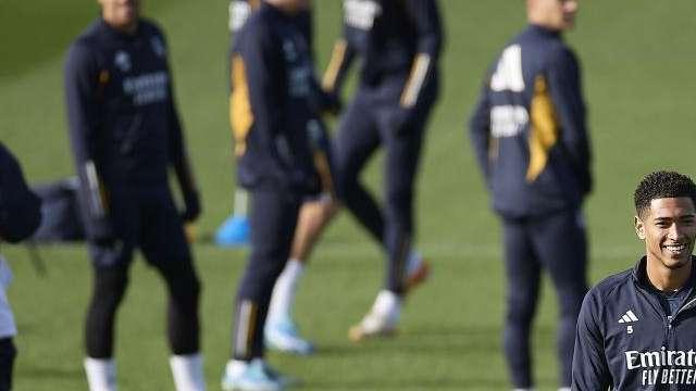Ancelotti desvela por qué Bellingham no se ha entrenado con el grupo