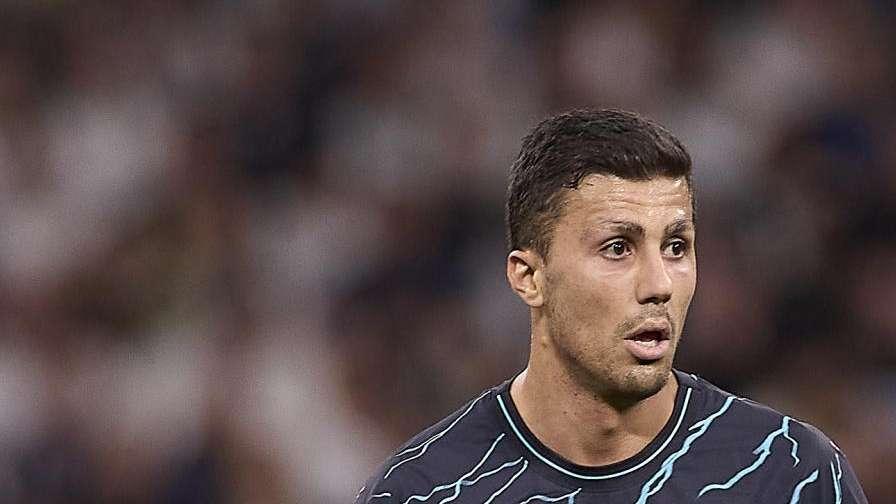 Top News 24 | Un defensa, a tiro del Real Madrid; el posible fichaje de Rodri...