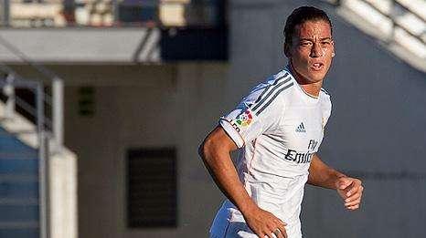Líbero: El seleccionador peruano le pide a Benavente que deje el Castilla