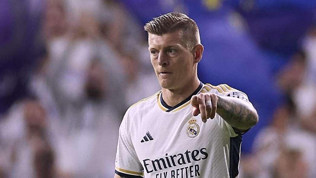 "Kroos y Modric están más fuera que dentro del Real Madrid"