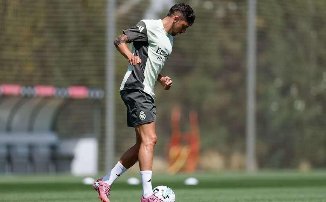 Nuevo entrenamiento del Real Madrid para preparar el debut en LaLiga