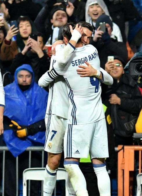 FINAL - Napoli 1-3 Madrid: un doblete de Ramos y Morata clasifican al equipo blanco