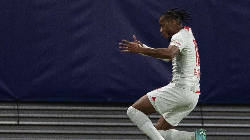 El Real Madrid pregunta por la situación de Nkunku