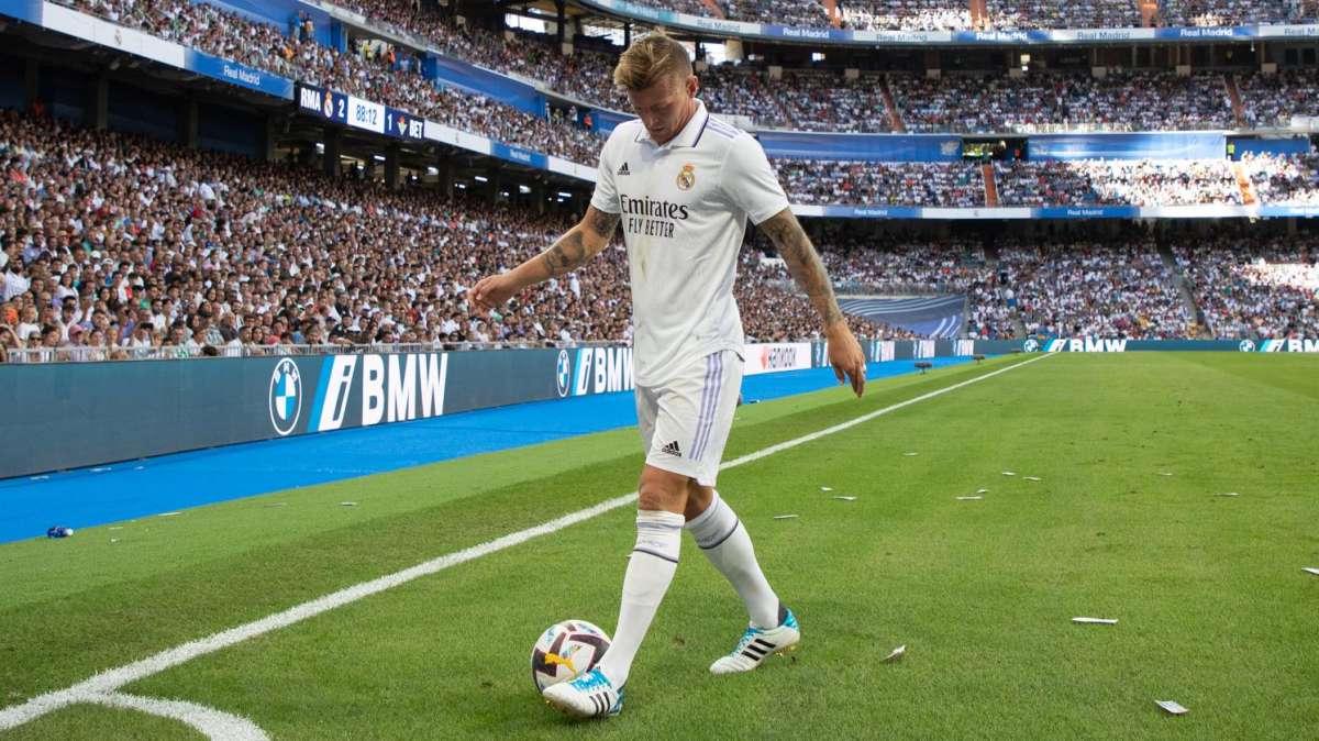Rummenigge: "El fútbol no puede permitirse pagar más y más cada año. Kroos..."