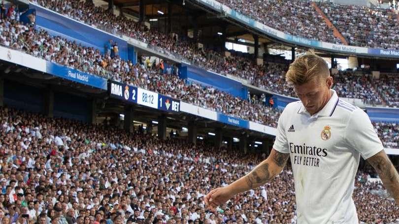 Toni Kroos se estrena como capitán del Real Madrid