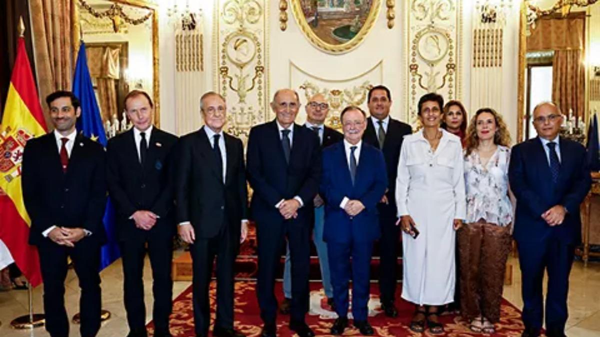 Florentino Pérez muestra el apoyo del Real Madrid a Ceuta: “Deseamos que recupere la normalidad lo antes posible”