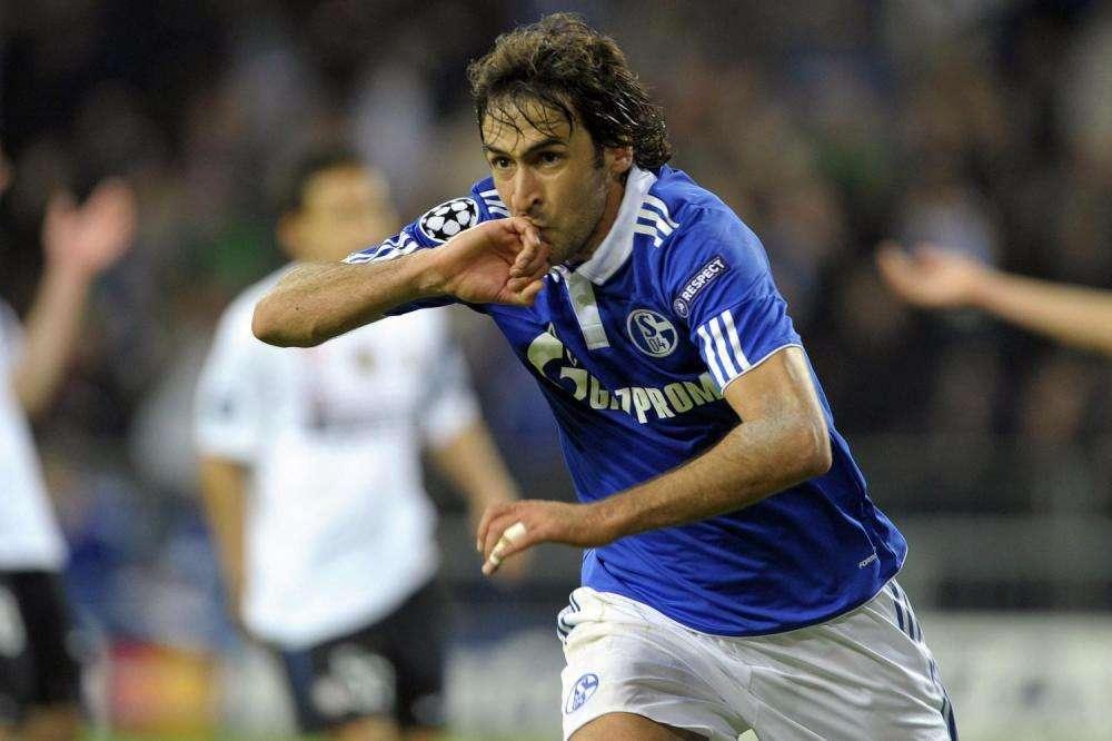 El Schalke no se olvida de Raúl: los detalles