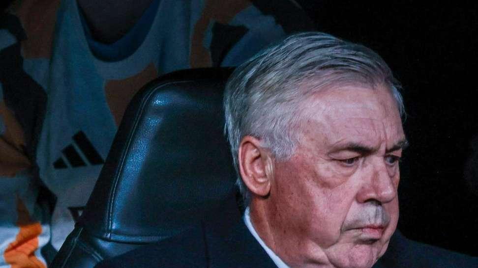 Álvaro Benito y su mensaje a Ancelotti: "Tiene que jugar, está a años luz"