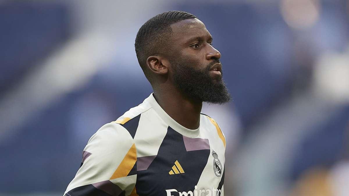 Rüdiger hace saltar las alarmas al final del partido: sale cojeando