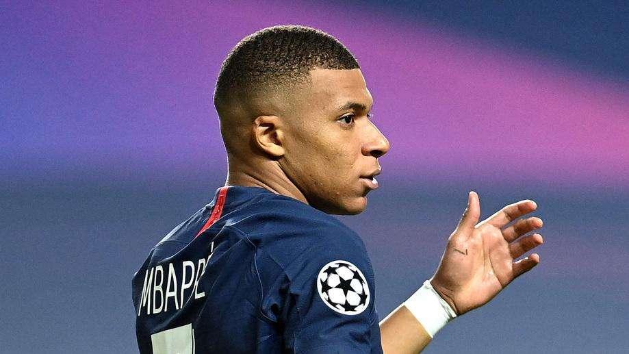 La madre de Mbappé avisa al PSG: "Nadie puede culparnos ahora por irnos gratis"