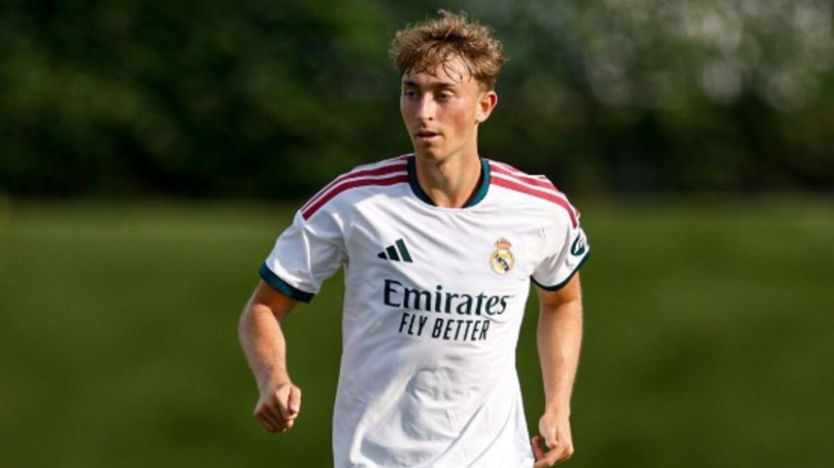 Huijsen celebra el gol y su dorsal: "Siempre soñé llevar el '4' de Ramos"