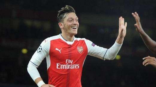 The Times: El Arsenal reacciona ante la posible vuelta de Özil al Madrid