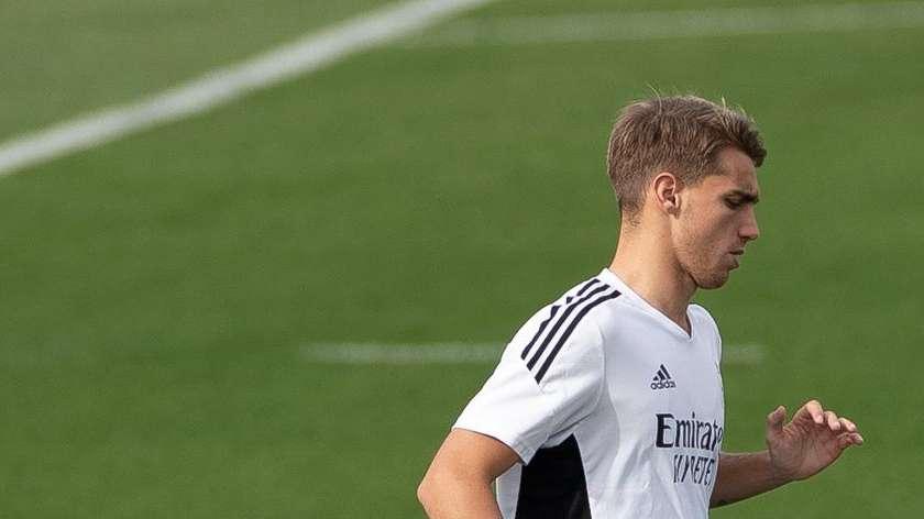 Bombazo en el Real Madrid: hay cambio de planes con Iker Bravo