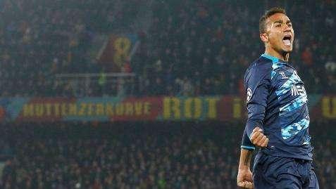 MARCA: Danilo da el 'sí quiero' al Madrid