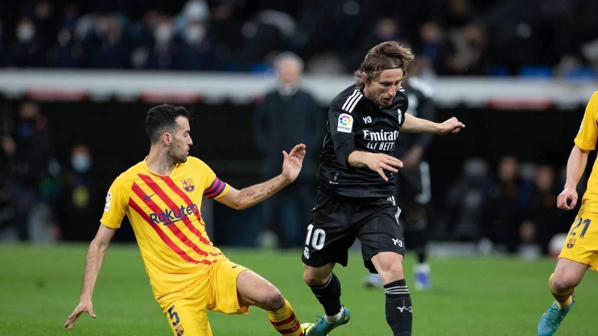 Busquets se rinde al Real Madrid: "Tengo envidia sana"
