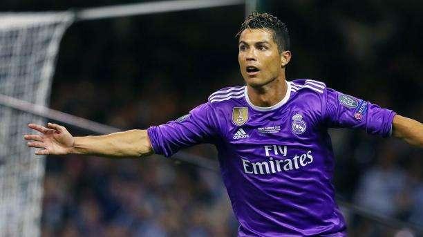 Cristiano: "Quiero ser honesto y pago siempre y por eso no sé qué hago aquí"