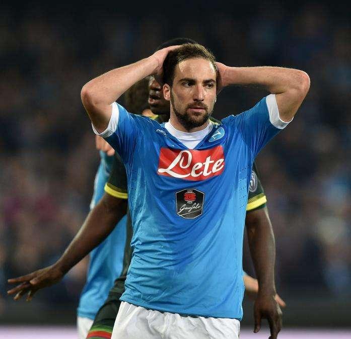 Mirror: Wenger irá a por Higuaín
