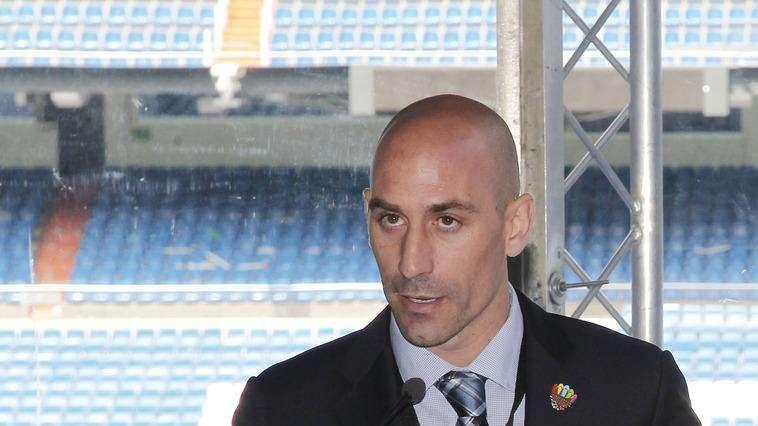 Rubiales, a Piqué: "Aquí estoy para lo que necesites"