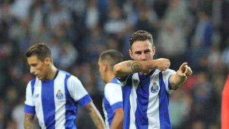 Layún se aleja del Madrid