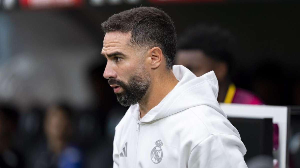 CAMBIO DEL REAL MADRID | Entra Carvajal y sale Lucas Vázquez