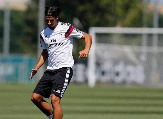 John Hartson: "El Arsenal tiene dinero para fichar a Khedira"