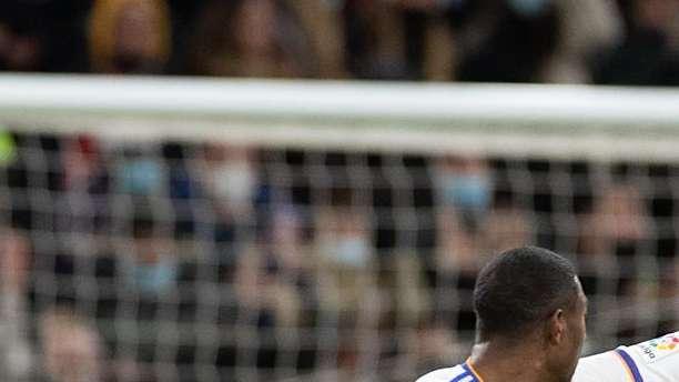 Informe del entrenamiento: Benzema y Alaba vuelven con el grupo; Bale se queda en el gimnasio