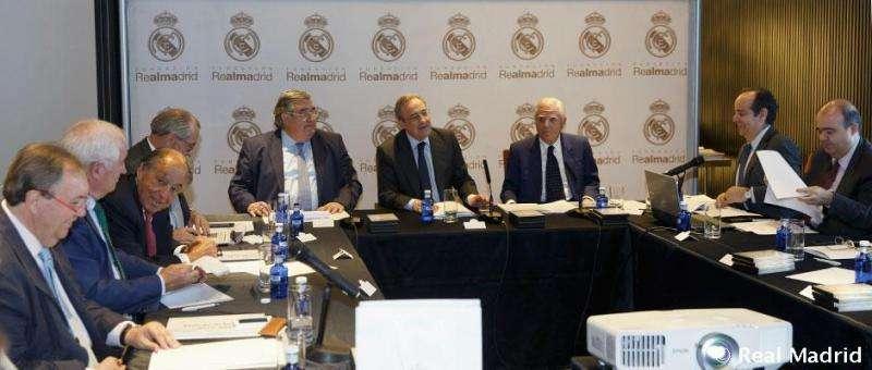 El Patronato de la Fundación Real Madrid se reúne en el Bernabéu