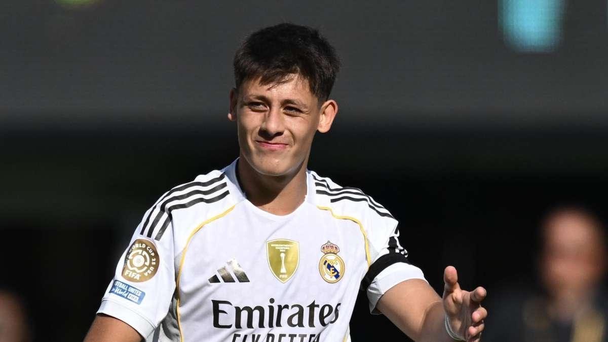 Xabi da la batuta al que tenía que "chupar banquillo"