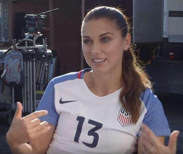 Alex Morgan, estrella de la selección femenina de los EE.UU: "Me gusta la pasión de España"