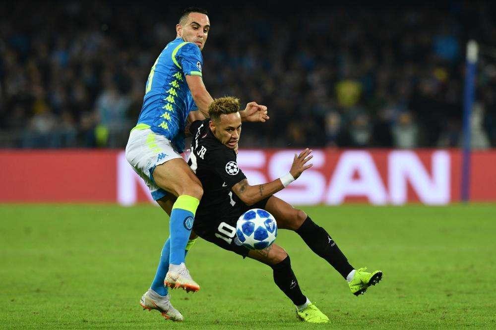 Evra defiende a Neymar: "Cuando llegó al PSG era el rey del mundo. Ahora parece que ha matado a alguien"