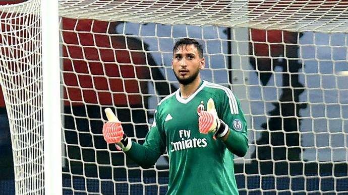 Donnarumma desmiente los rumores: "¿Qué podría jugar con Neymar? Juego con Bonucci ¡No está mal!"