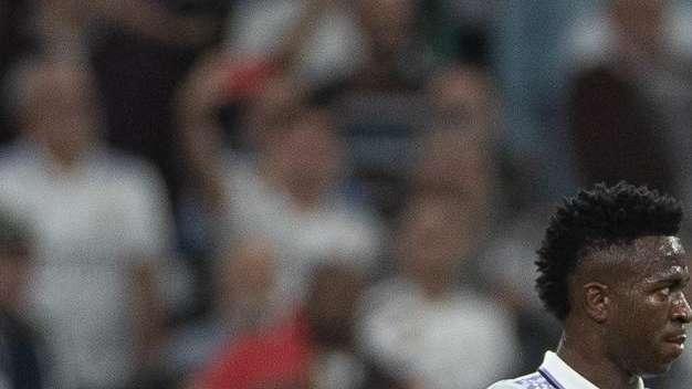 TOP News 18 | El futuro de Lunin, las reacciones al último acto racista contra Vinicius...