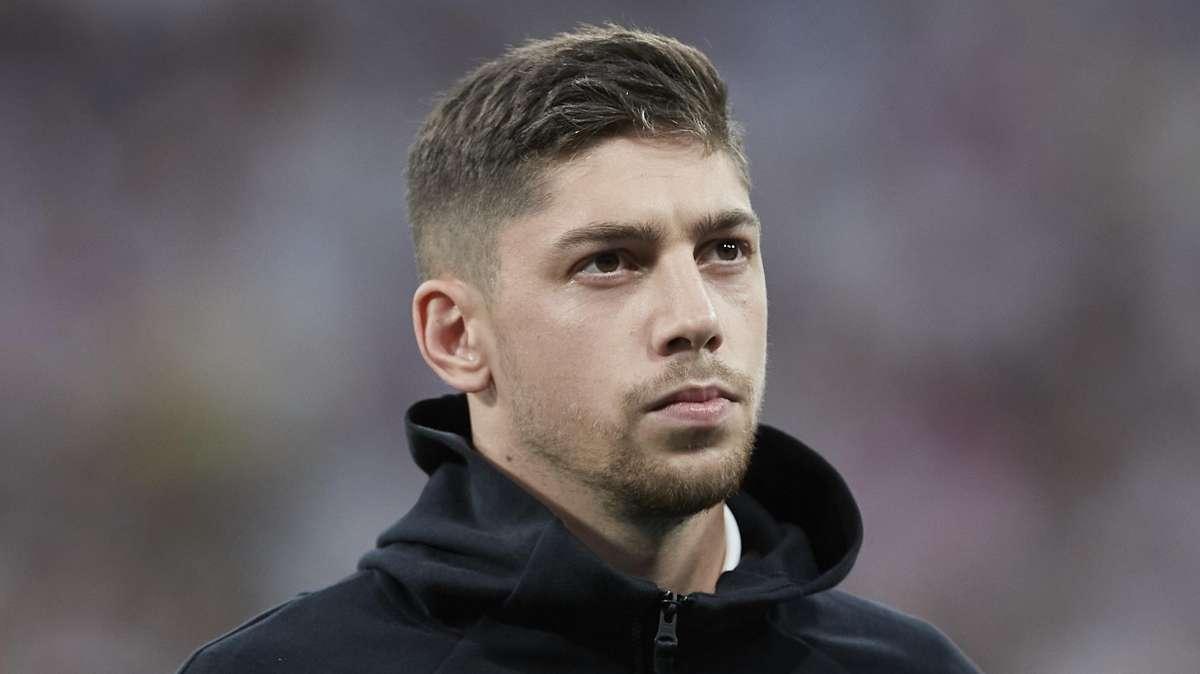 Sevilla - Real Madrid | Valverde se marchó tocado de Nervión 