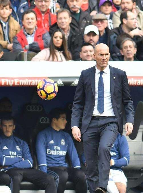Informe sobre el entrenamiento de hoy del Real Madrid. Zidane cuenta con toda la plantilla