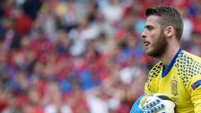 Mourinho responde a la posible salida de De Gea al Real Madrid