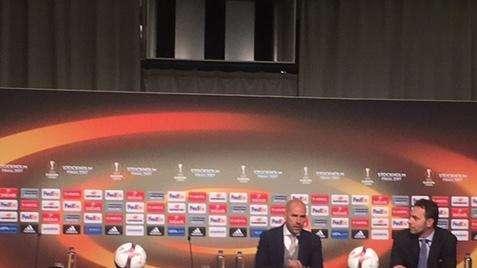 Un viejo conocido del Madrid, en la terna de candidatos para sustituir a Bosz