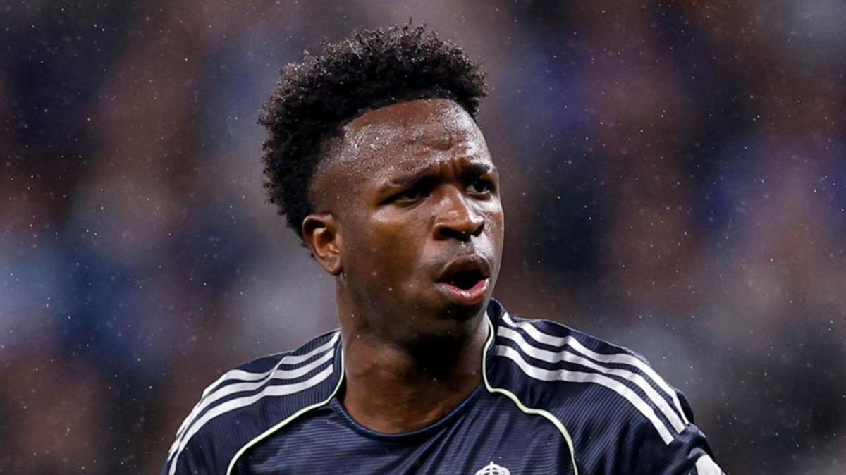 Rio Ferdinand: "Vinicius tendría que haber ganado el Balón de Oro"
