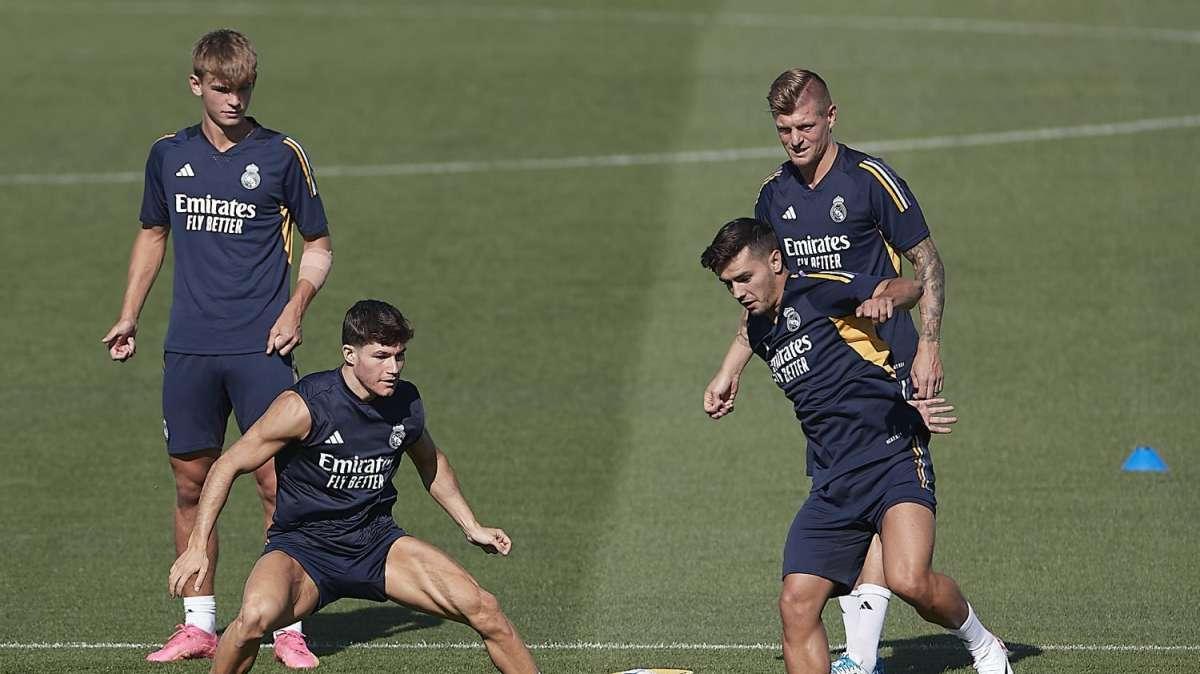 Varias bajas importantes y una sorpresa en el entrenamiento