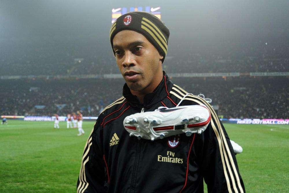 Ronaldinho manda un aviso al Madrid: "El Barça tiene equipo para ganar la Champions"