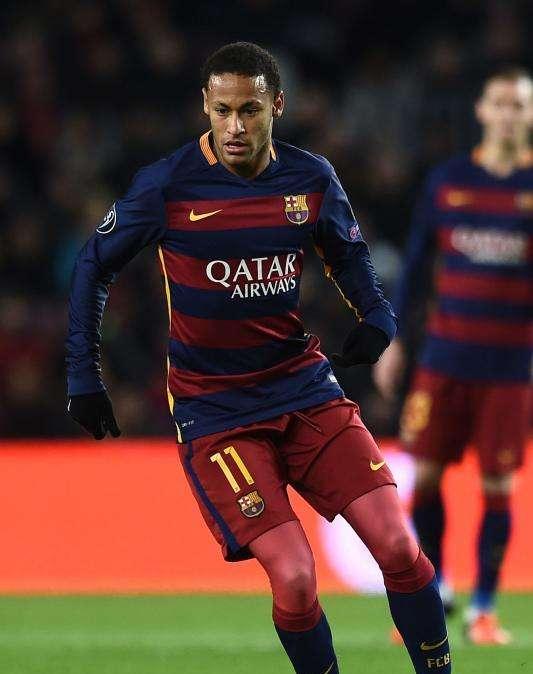 OFICIAL: Neymar renueva con el Barcelona