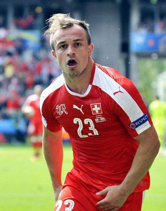 Shaqiri: "Guardiola no dice a los jugadores por qué les deja en el banquillo"