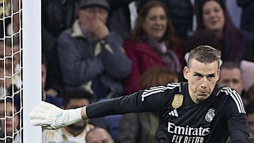 El dardo de Lunin a Ancelotti: "Cuando juegas partido a partido..."
