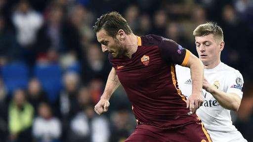 Corriere dello Sport: Totti podría terminar su carrera en el Real Madrid